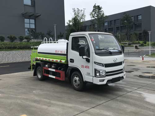 程力威牌CLW5040GSS6ZS型灑水車