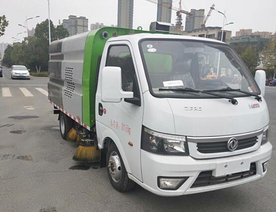 程力威牌CLW5030TSL6HL型掃路車